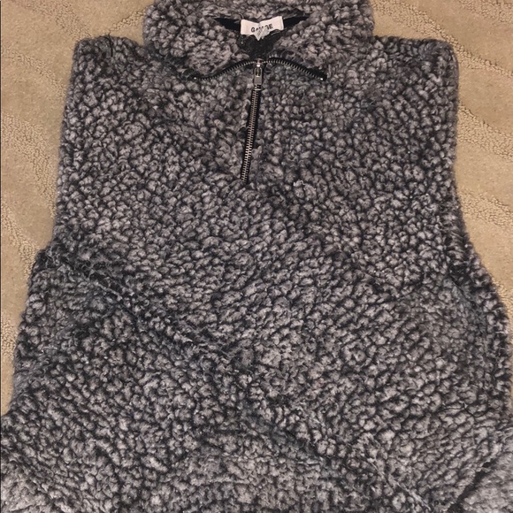 Women’s Half-Zip Sherpa Sweatshirt (Garage) - Picture 2 of 5